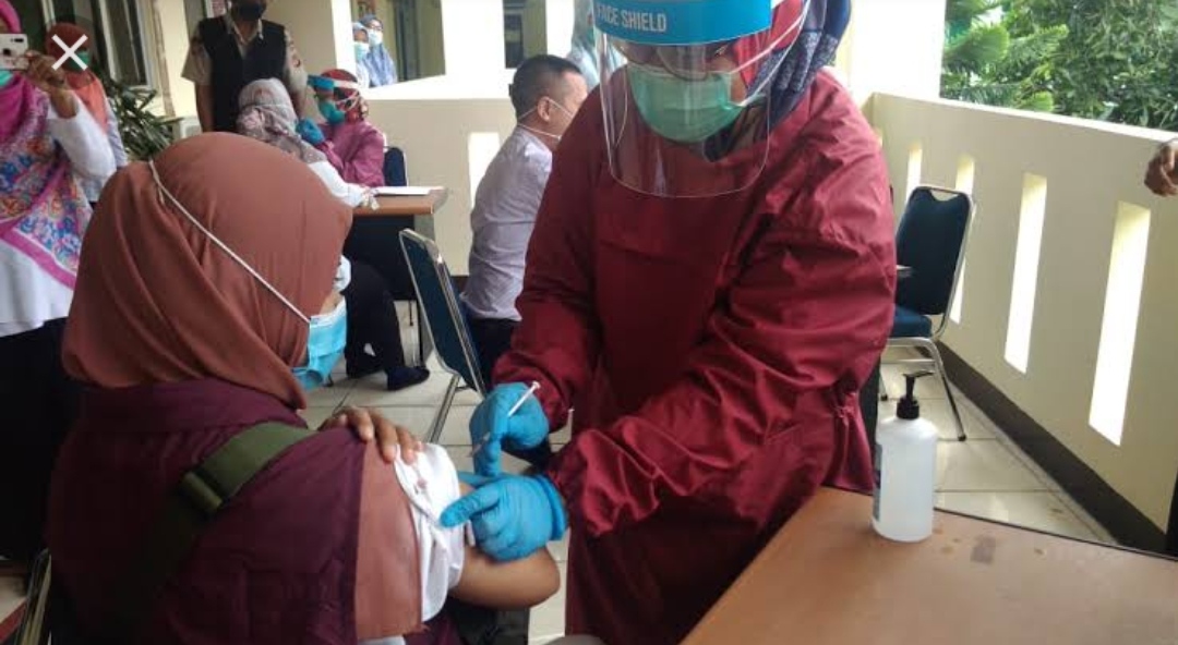 Kota Cirebon Vaksinasi Masal Jumat-Sabtu Besok, yang Belum Disuntik Datang Saja ke Sini