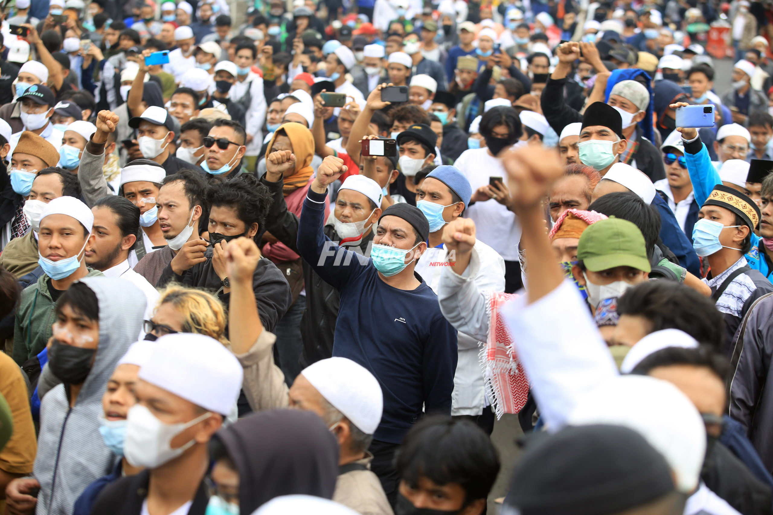 Positif COVID-19, 4 Simpatisan Habib Rizieq