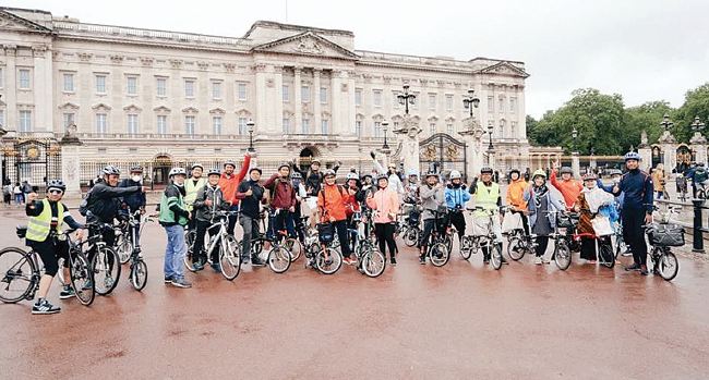 Sambut Pelonggaran Lockdown, WNI Gowes Sunmori Keliling London