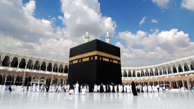 Arab Saudi Belum Buat Keputusan Soal Haji, Pemerintah Indonesia Terlalu Cepat Membatalkan, Atau?