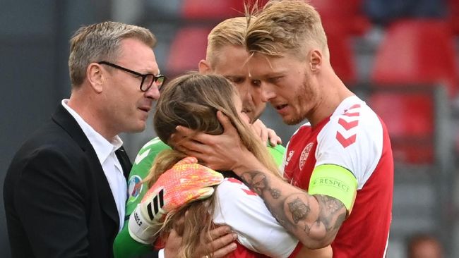 Simon Kjaer, Bukan Kapten Kaleng-kaleng, Pahlawan Sesungguhnya, Penyelamat Nyawa Eriksen