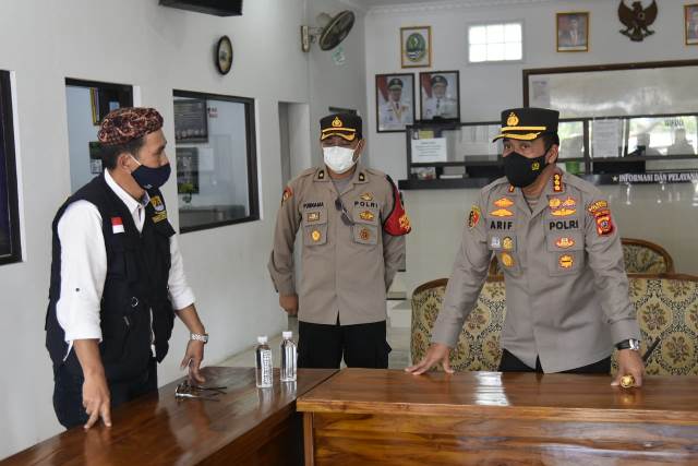 PPKM Mikro Kabupaten Cirebon, Kapolresta: Zona Merah, Jalan dan Gang Tutup Saja