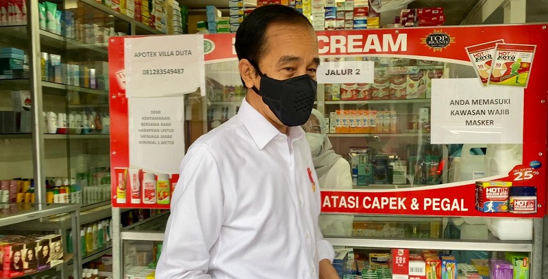Saat Jokowi Kesulitan Cari Obat Terapi Covid-19 di Apotek