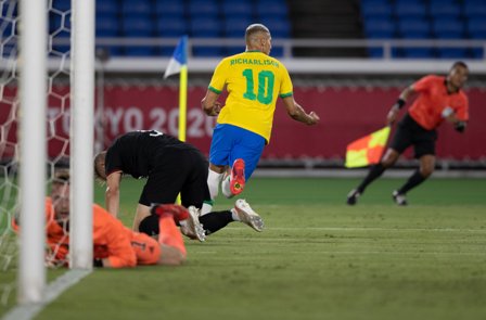 Richarlison Hattrick ke Gawang Jerman, Catat Sejarah Istimewa