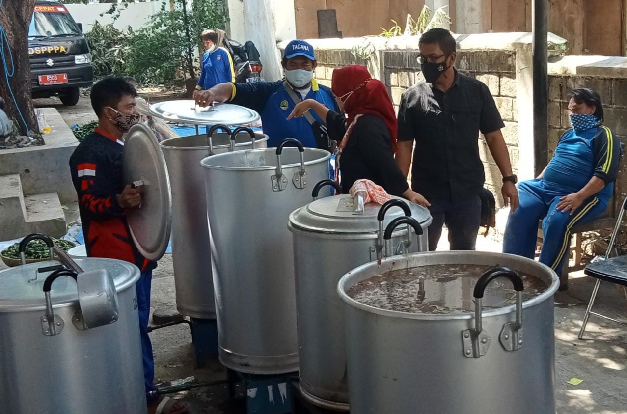 Pemkot Cirebon Bikin Dapur Umum, Bantu Warga yang Isoman