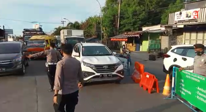 Kedawung-Krucuk Ditutup sampai 20 Juli, Warga yang Tak Memenuhi Syarat Diminta Tidak ke Kota Cirebon