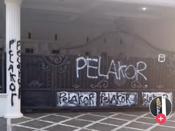 Viral, Rumah Mewah Dicorat-coret Pelakor