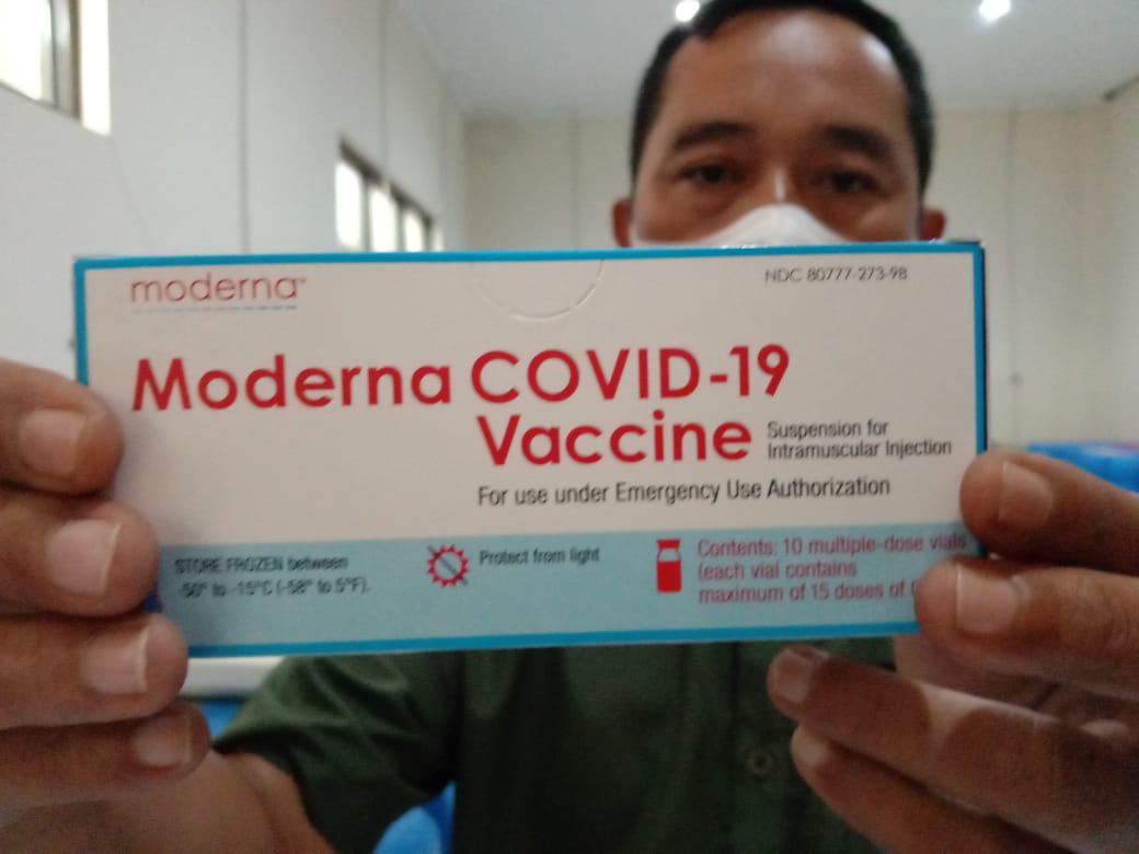Vaksin Buatan Amerika Tiba di Cirebon, Jangan Dikocok, Harus Disimpan di Suhu -15 Derajat Celcius
