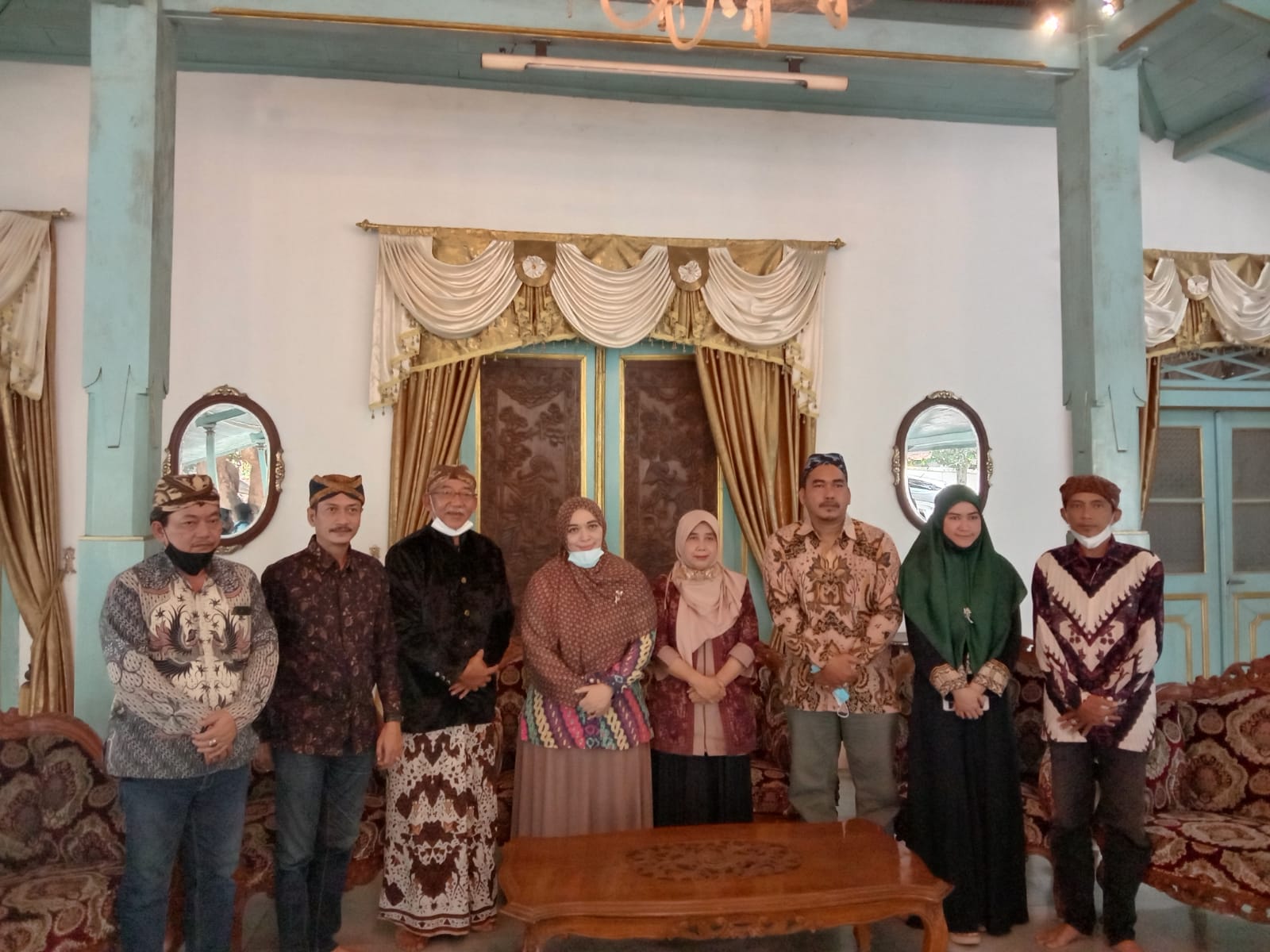 Keluarga Besar Kesultanan Cirebon Tagih Pembuktian Rahardjo Djali