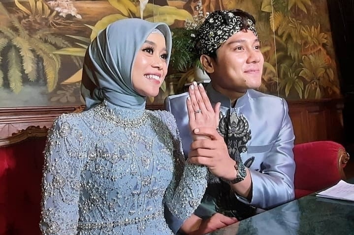 Rizky Billar dan Lesti Gelar Acara Adat, Diapresiasi