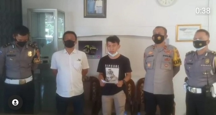 Bus Blackpink Viral Dipakai Oleng-oleng, PO Tunggal Jaya Klarifikasi, Nih Sopirnya