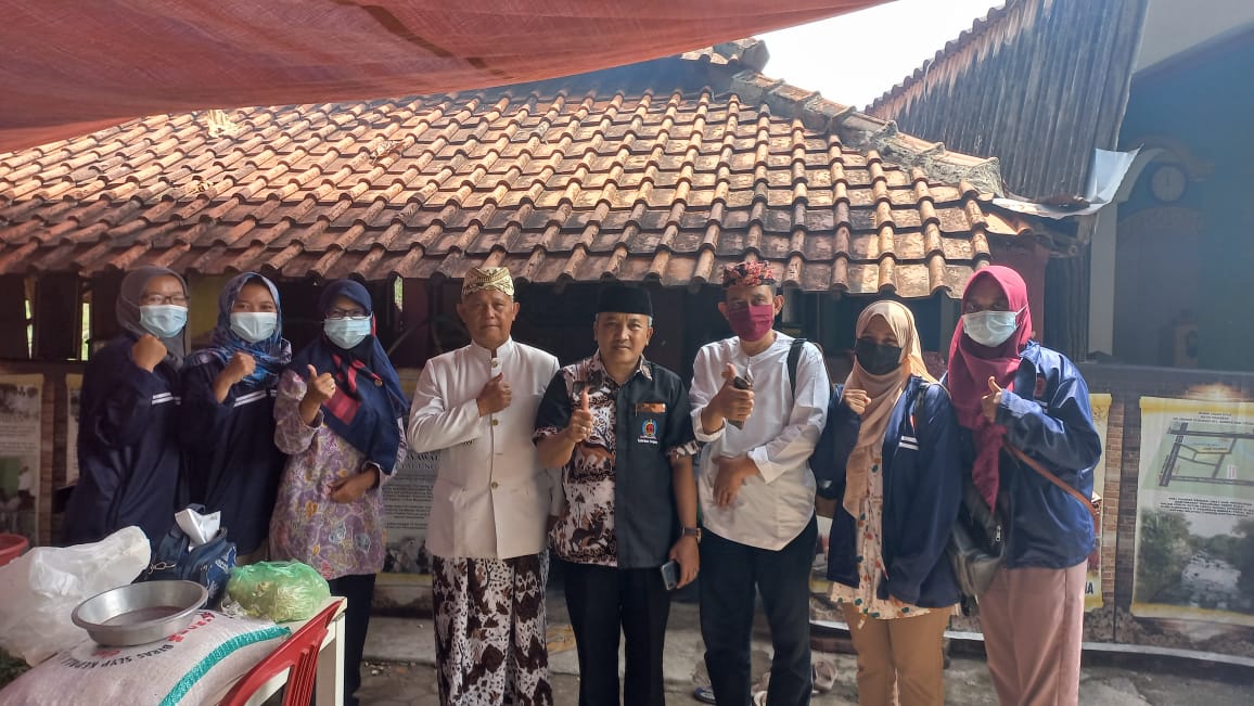 Mahasiswa UMC KKM Sosialisasi Budaya di Kelurahan Gegunung