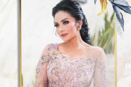 Krisdayanti Bongkar Rahasia Langsing dan Awet Muda Diusia 46 Tahun