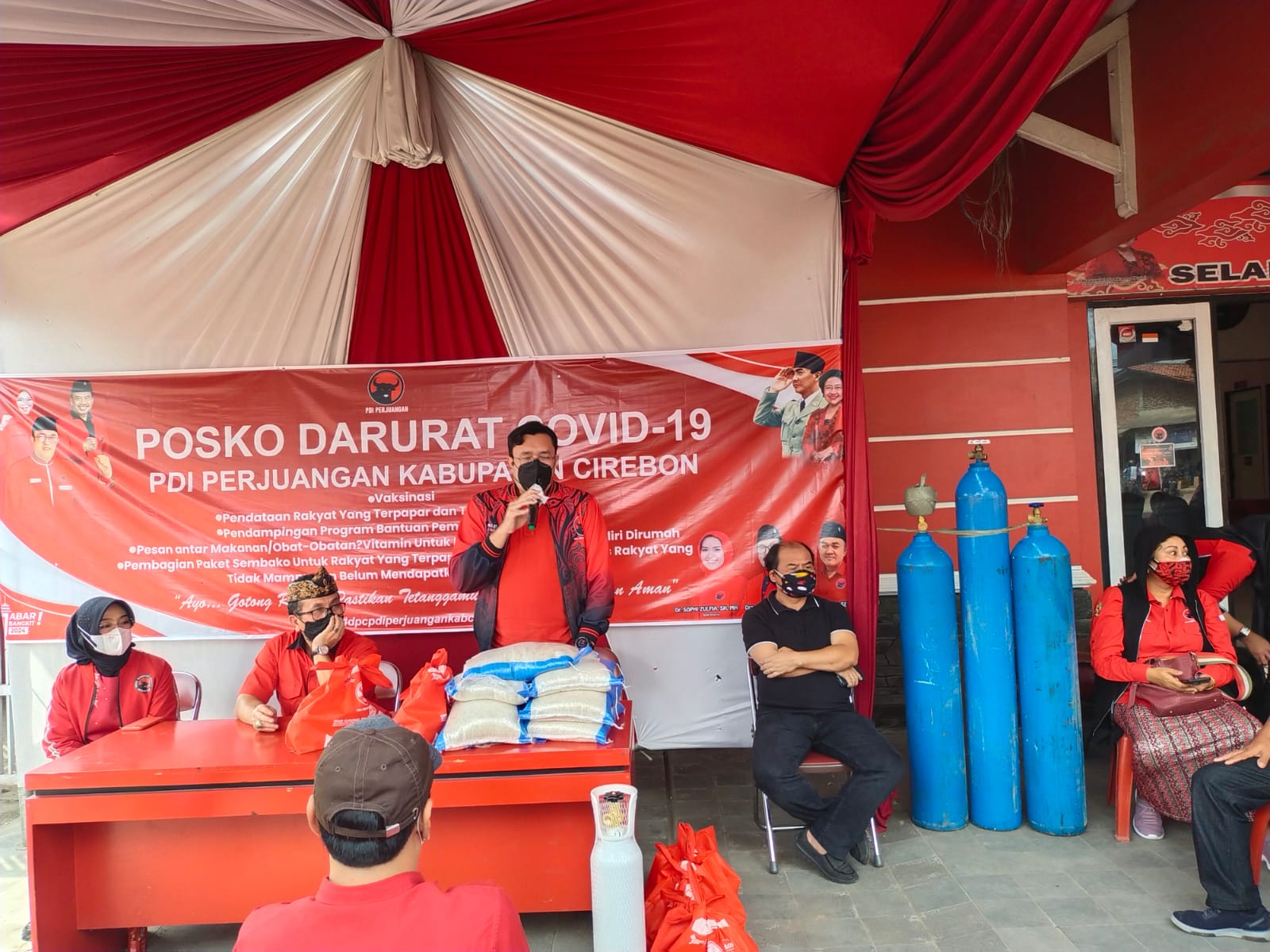 Bantuan Warga Terpapar Covid-19 dari PDIP Terus Mengalir