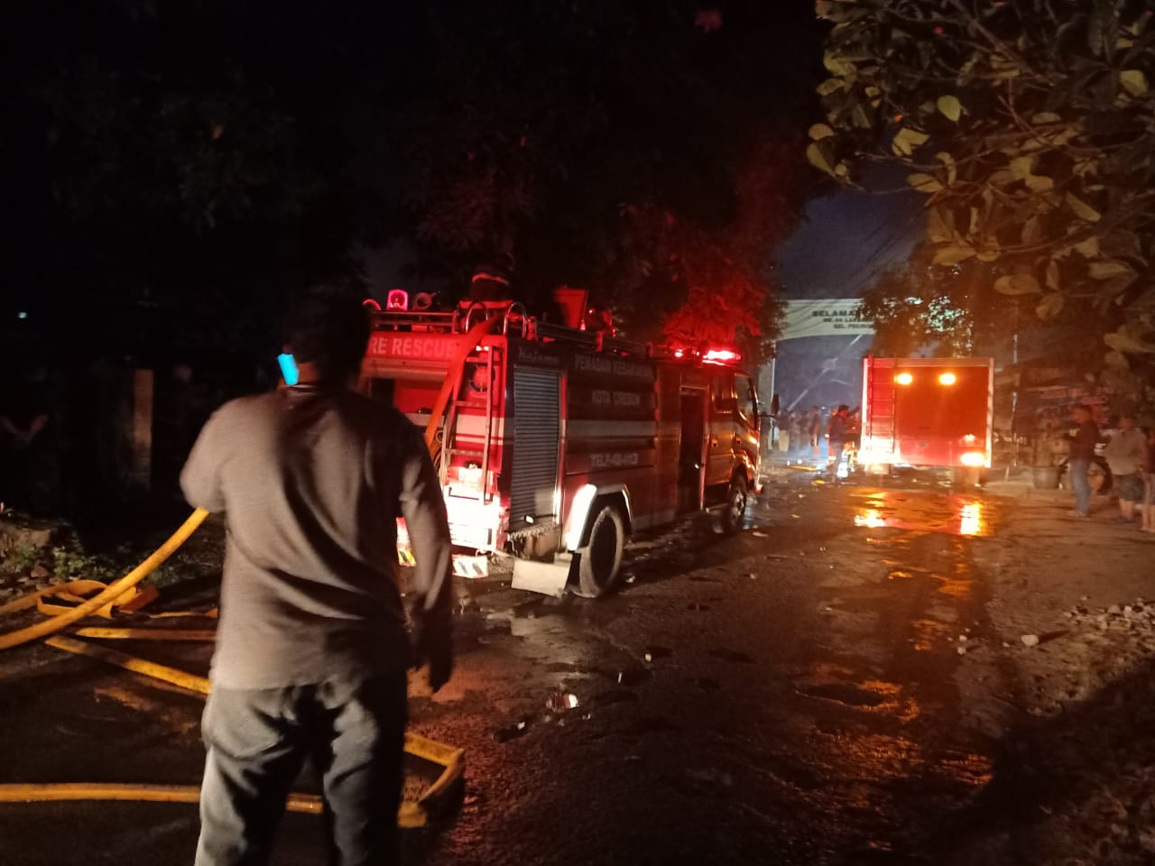 4 Rumah di Asrama TNI AD Kesambi Cirebon Kebakaran