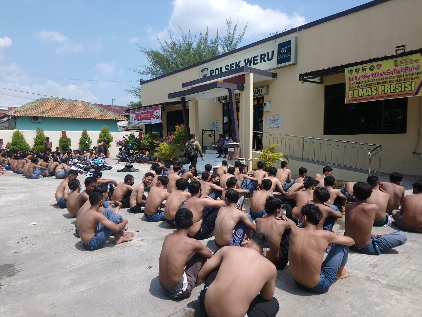 Ngeri! Tawuran Gabungan di Plered, Pelajar dari 9 SMK Kota dan Kabupaten Cirebon Terlibat
