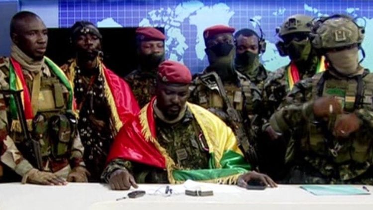 Letkol Baret Merah Lengserkan Presiden Guinea