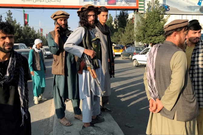 Taliban Pecah Dua Faksi