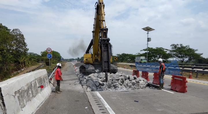 Penuhi SPM, Astra Tol Cipali Lakukan Peningkatan Kualitas Jalan Pada 5 Titik Ini..