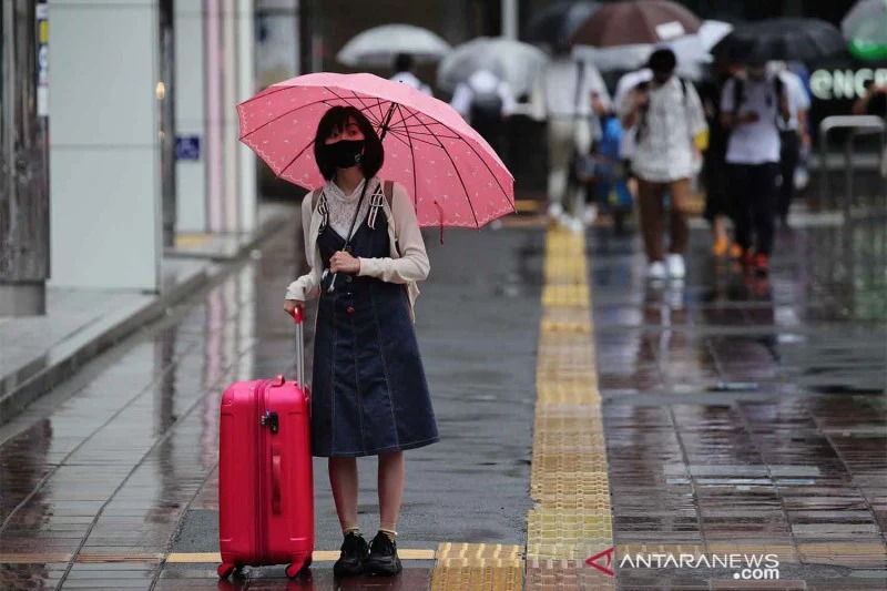 Jepang Perpanjang Pembatasan Darurat Covid-19