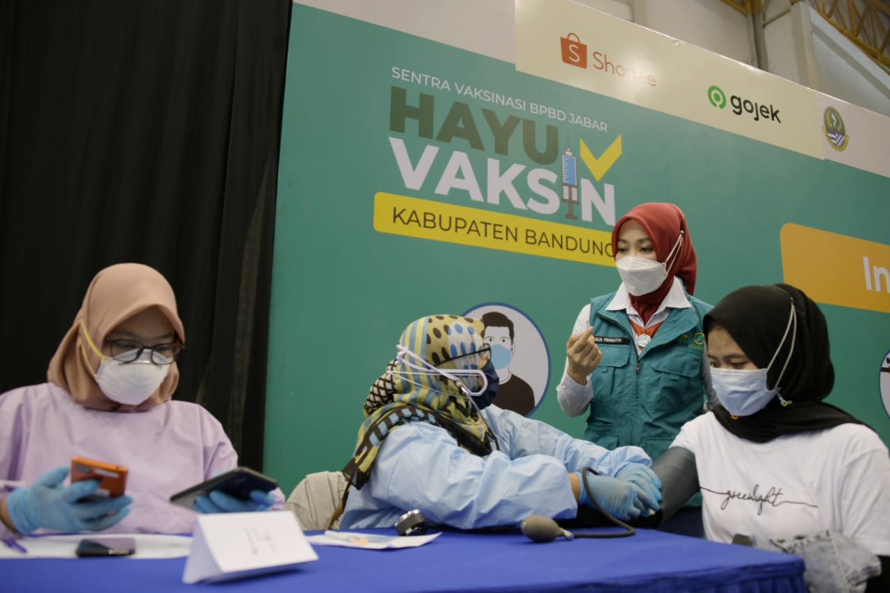 Ditutup, Sentra Vaksinasi di Si Jalak Harupat Capai Target Sasaran