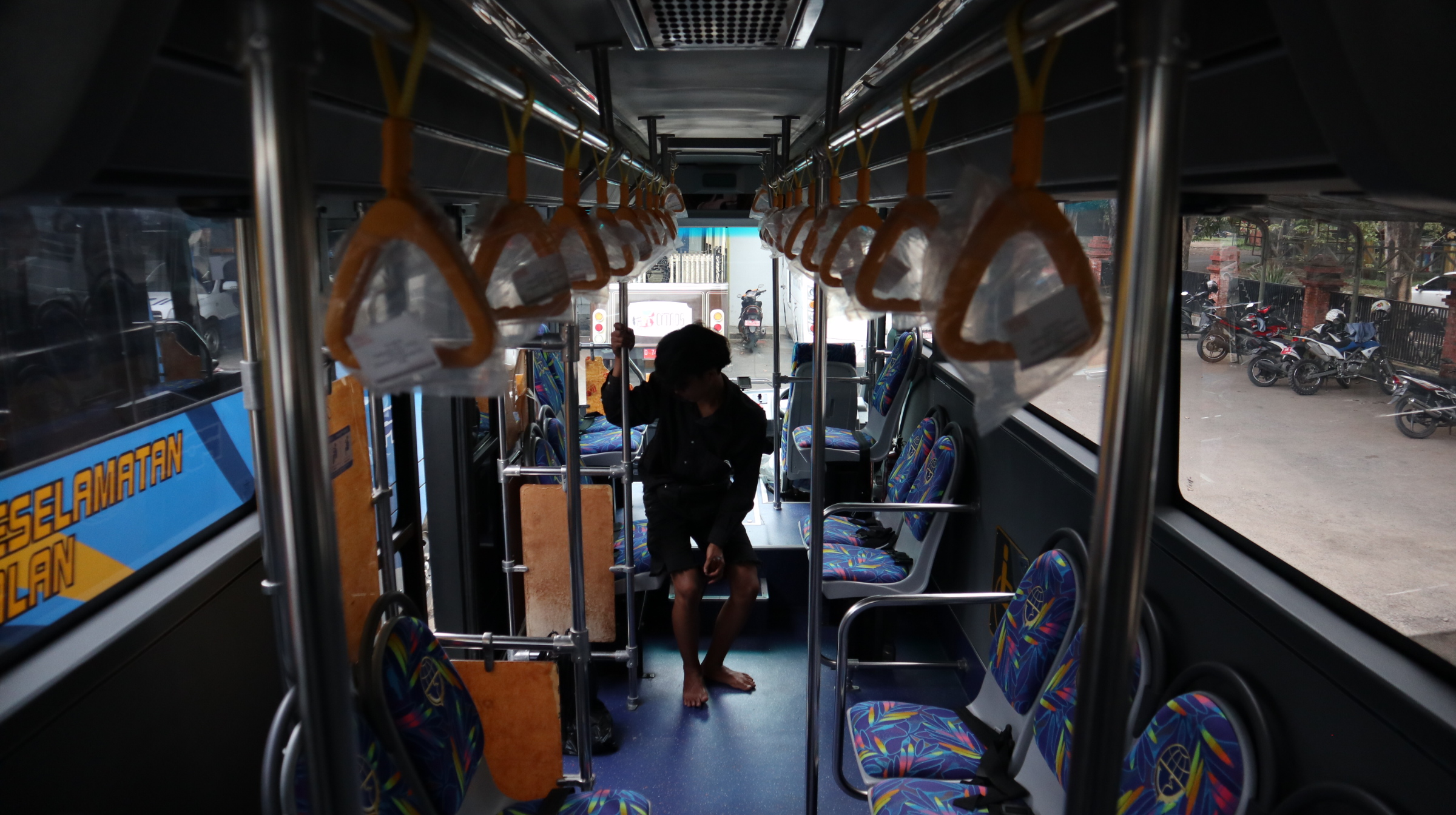 Waktu Tempuh Lama, Trayek Bus BRT Tidak Sesuai Kebutuhan Warga