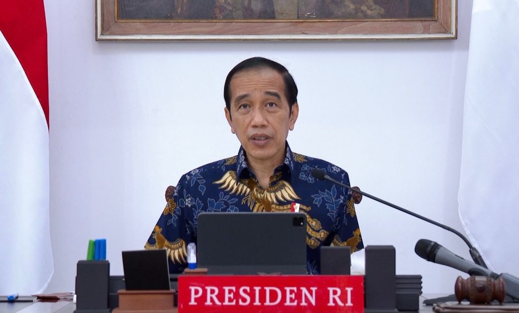 Jokowi Ajak Masyarakat Sambut Tahun Baru 2022 Optimistis  dengan Semangat Baru