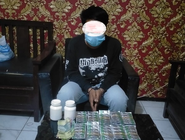 Pengedar Obat Terlarang di Pabedilan Ditangkap Polisi, Sering Transaksi di Rumah