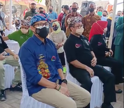 Sandiaga Uno Kunjungi Desa Gegesik Kulon, Dipanggil Ki Menteri
