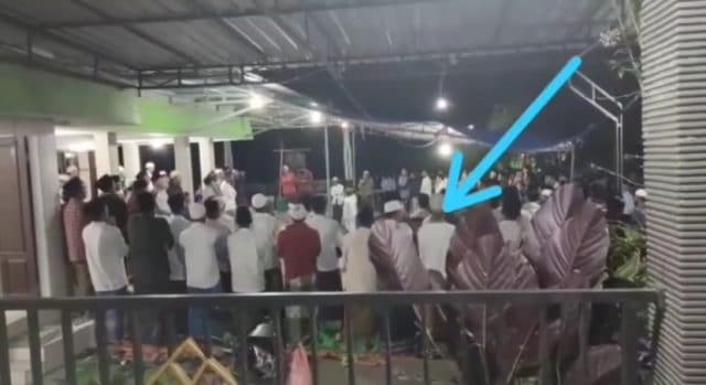 Daun Bergoyang saat Salawat Nabi, Warganet Heboh: Alam Pun Berzikir