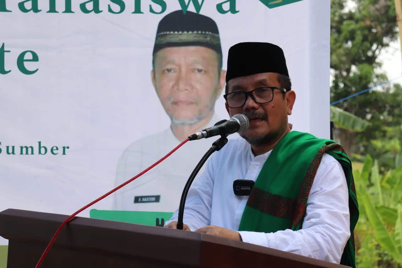 Ground Breaking Pembangunan Asrama Pesantren, Bupati Imron: Belajarlah Dengan Sungguh-sungguh