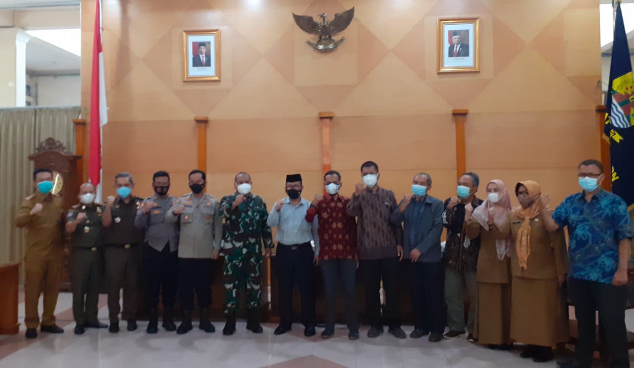 Pemkab Cirebon Gandeng UMC Sebagai Penguji Seleksi Akademis Bakal Calon Kuwu