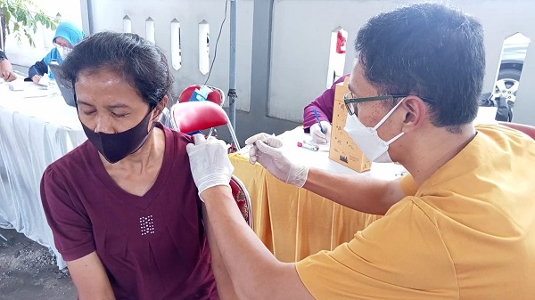 Info Vaksin Kota Cirebon, Hari Ini di Pelabuhan Cirebon Dosis Kedua Sinovac