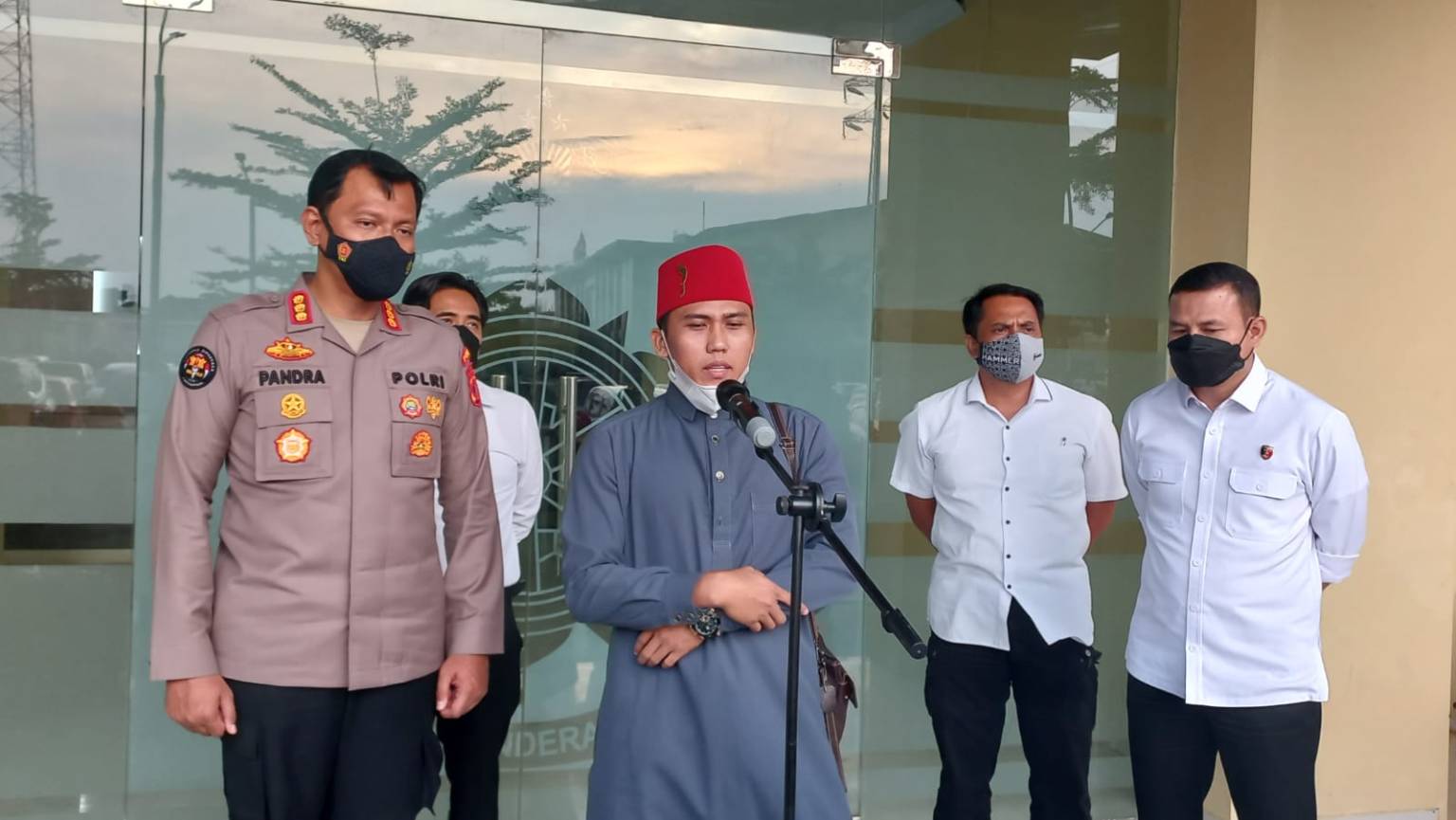 Viral! Video Ustaz Dicegat Begal, di Kantor Polisi Ngaku Settingan