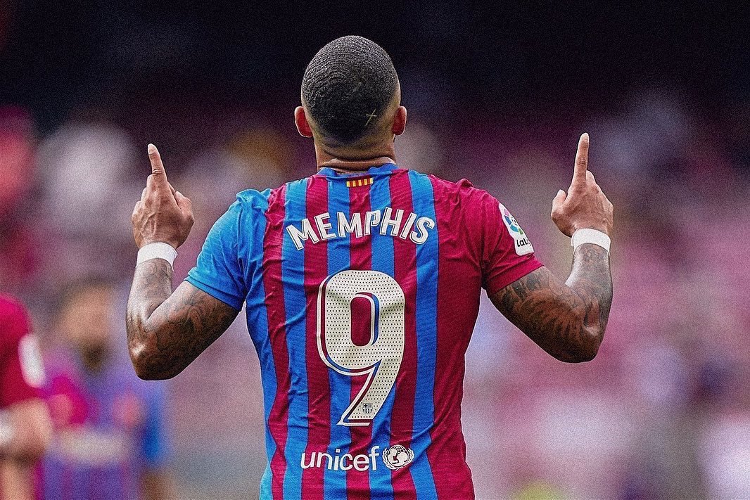 Barcelona Alami Krisis, Menyesalkah Memphis Depay?