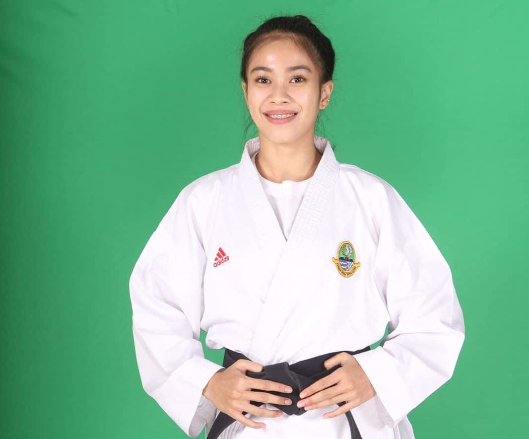 Karateka Cantik Kota Cirebon ini Rebut 2 Medali di PON XX Papua