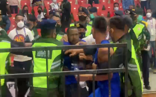 Ribut di Arena Tinju PON Papua, Atlet DKI Jakarta Baku Hantam dengan Panitia