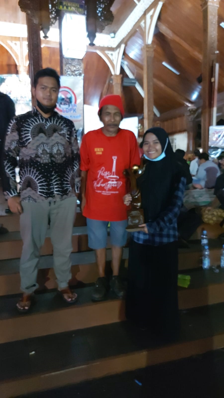 SMAIT Akmala Sabila Juara 2 Lomba Puisi Kreatif Nasional