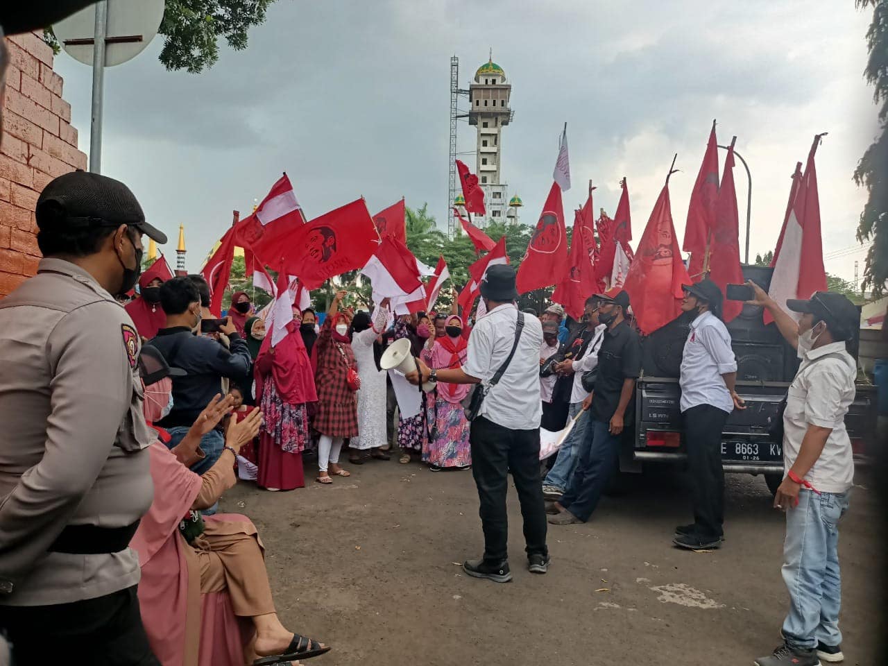 Pedagang Dirugikan, Projo: Revitalisasi Pasar Jungjang Harus Dievaluasi