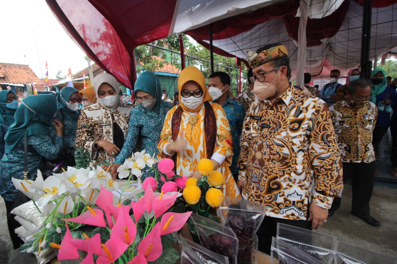 Pemkab Cirebon Dukung Kaum Perempuan Maju dan Terlibat Dalam Pembangunan