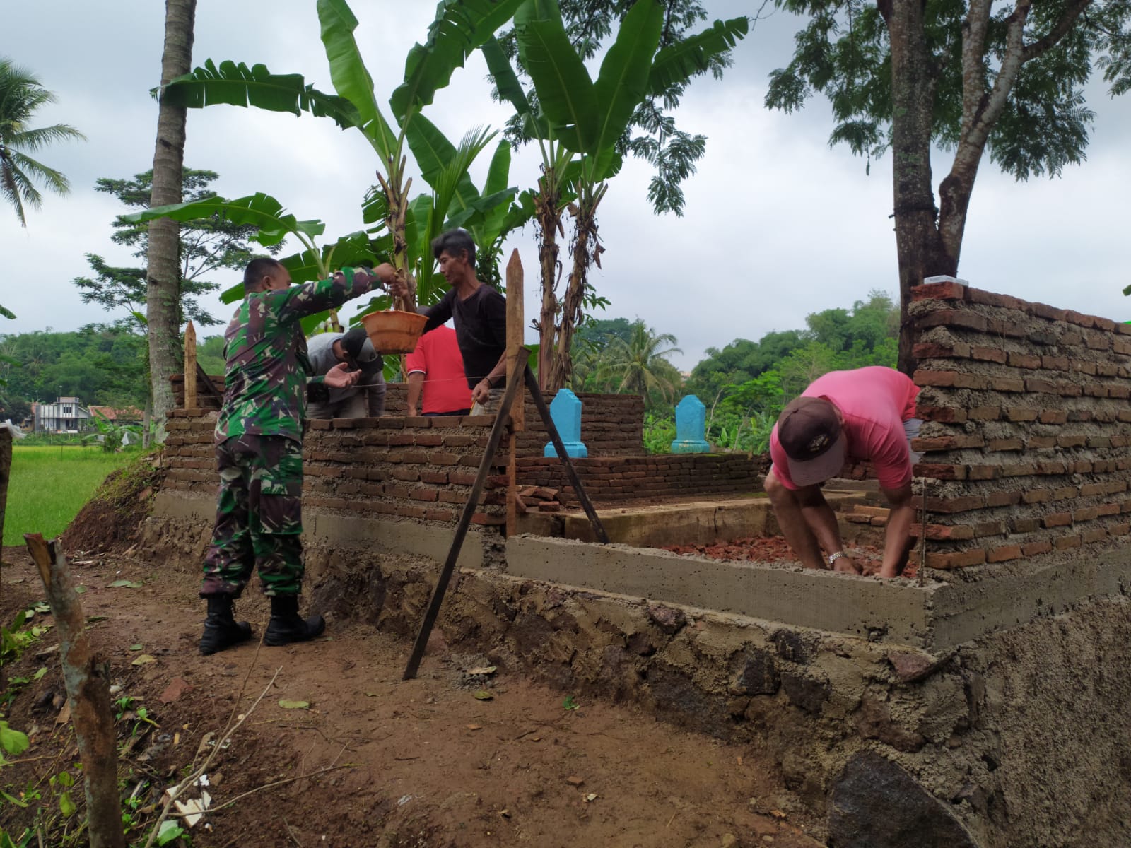 Petilasan Putera Mahkota Kesultanan Cirebon di Ancaran Kabupaten Kuningan, Embah Buyut Gunung