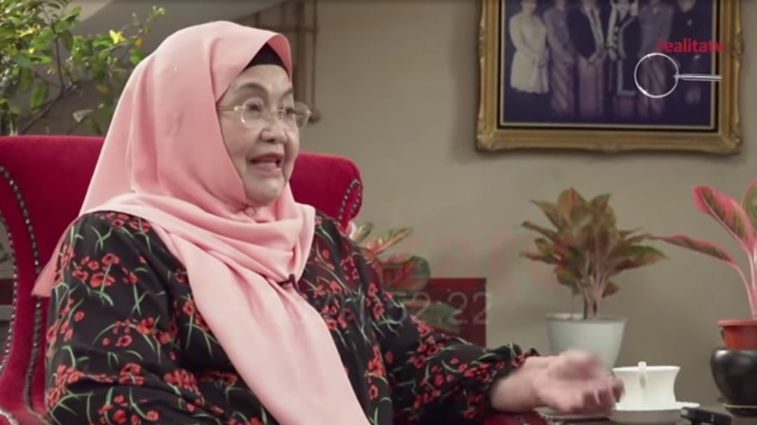 Eks Menkes Siti Fadilah: Omicron Terlalu Didramatisasi, Mati Lo Kalo Kena