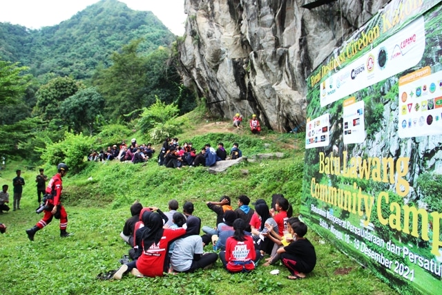 Didatangi Berbagai Komunitas, Tebing Alam Batulawang Kembali Menggeliat