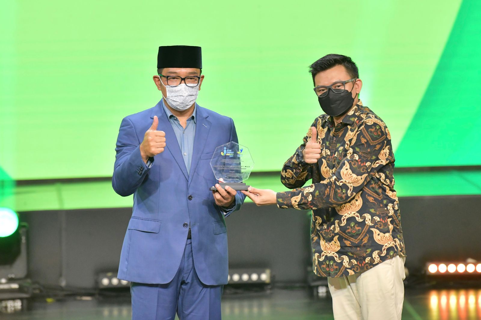 Tokoh Jawara Digital, Penghargaan Untuk Ridwan Kamil Dari Relawan TIK