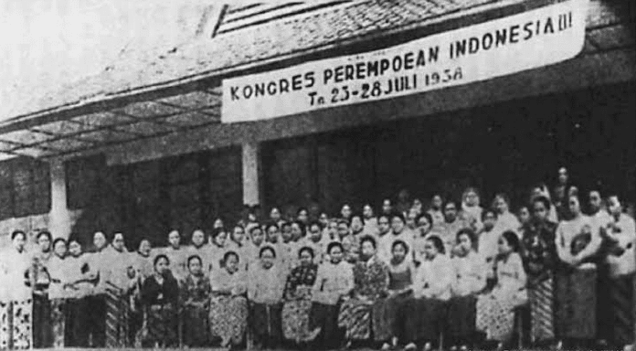 Sejarah Hari Ibu, Diresmikan lewat Dekrit Presiden Soekarno
