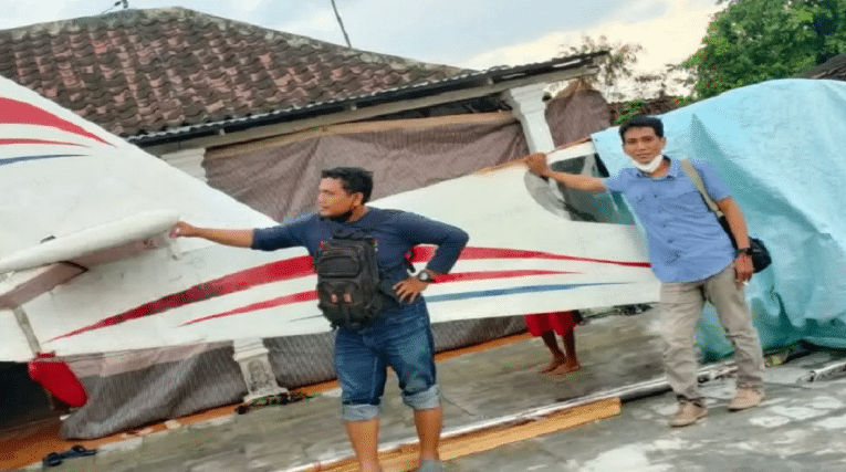 Keren! Pesawat Rakitan dari Lamongan Bisa Terbang, Bahan Bakar Bensin, Mesin Honda Jazz