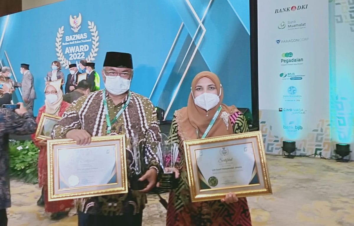 Ajib! STEI Al Islah Cirebon Terima Baznas Award 2022