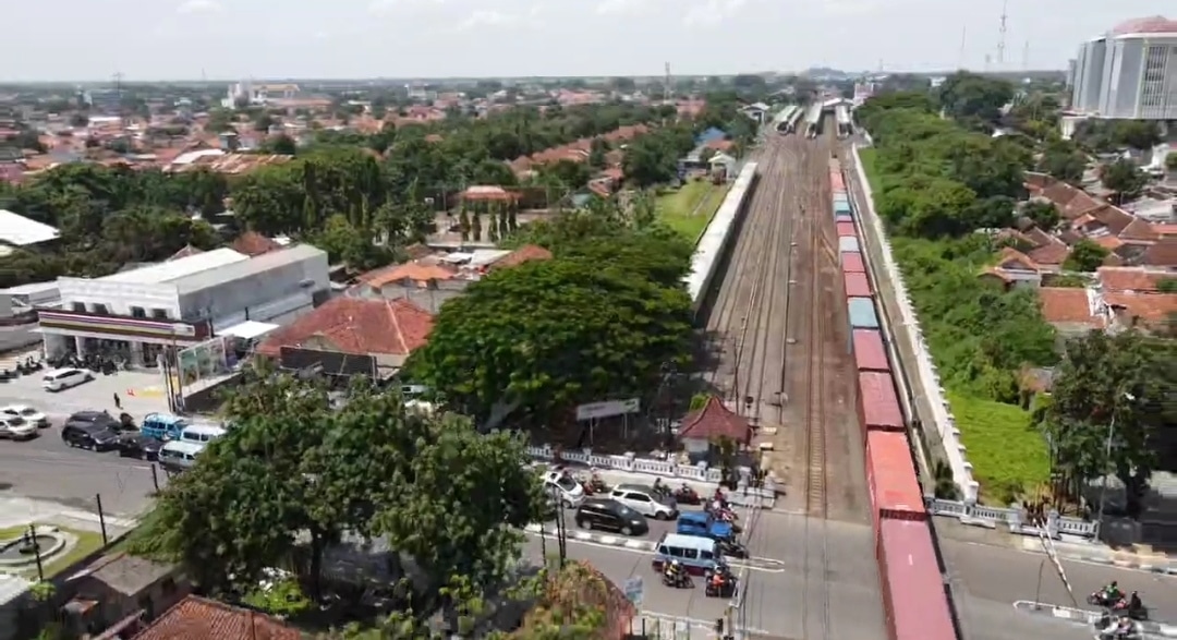 Rel Layang Kereta Api Cirebon Ditolak Budayawan, Akbarudin: Ikuti Saja Desain Belanda