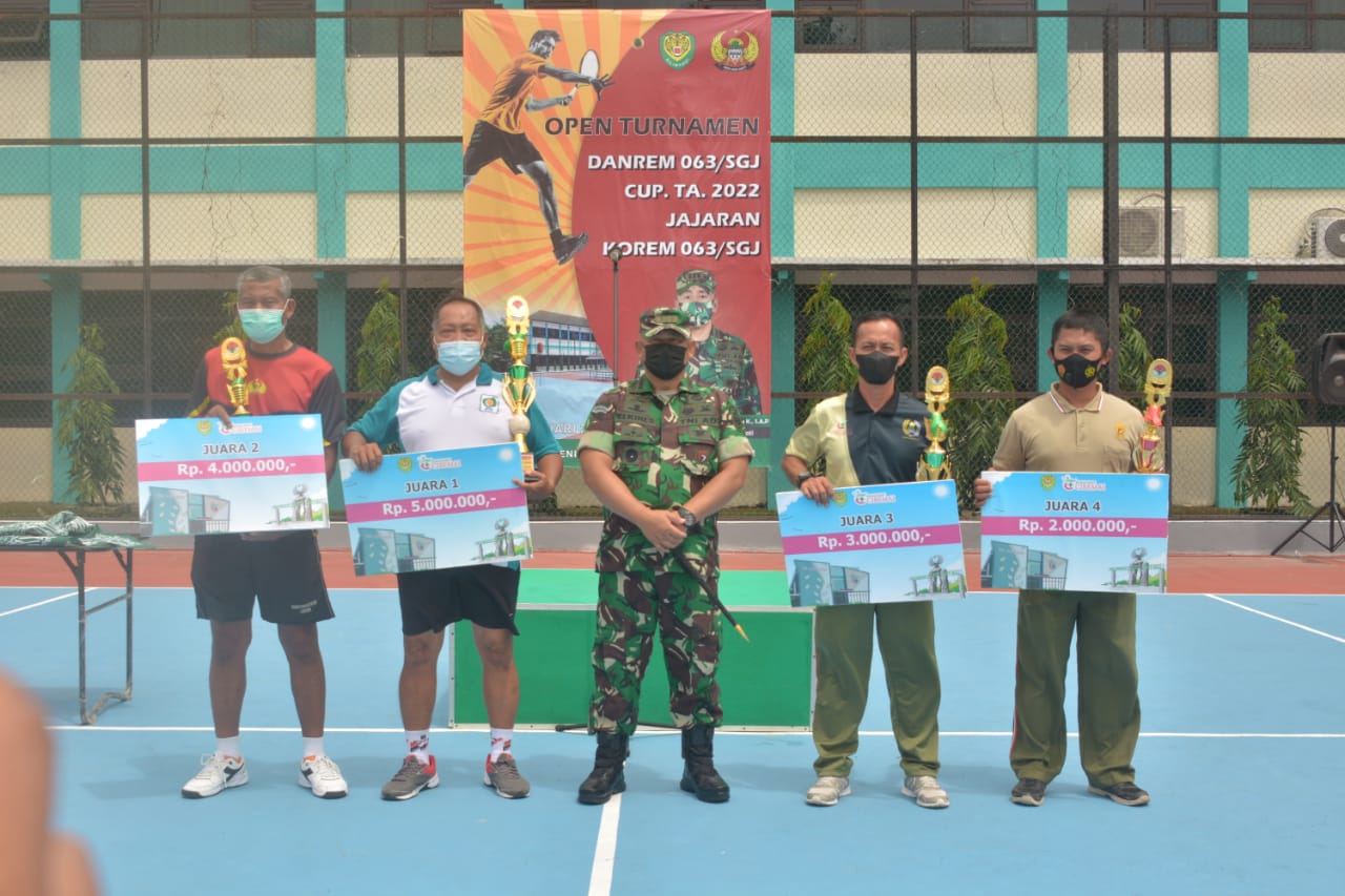 Kodim 0620 Kab Cirebon Juara 1 Open Turnamen Tenis Lapangan Danrem 063 SGJ Cup 2022