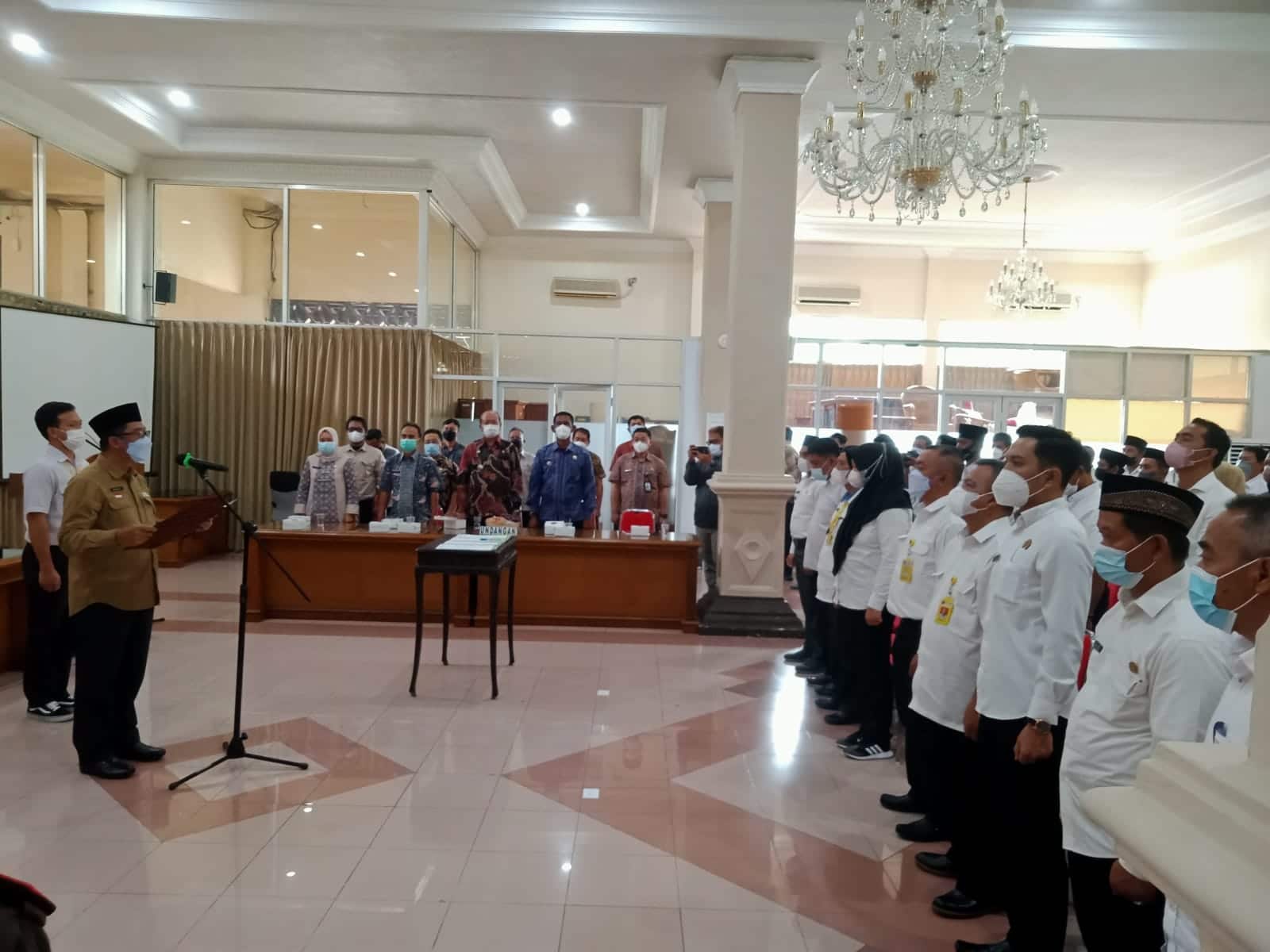 Bupati Imron Melantik Satgas Ajudikasi PTSL: Tahun Ini Ditargetkan 400 Ribu Bidang Tanah